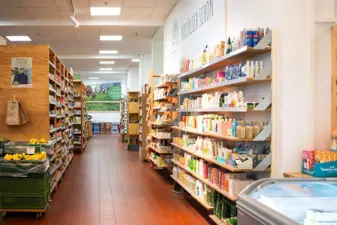 Innenansicht im Biomarkt Schandauer Str.