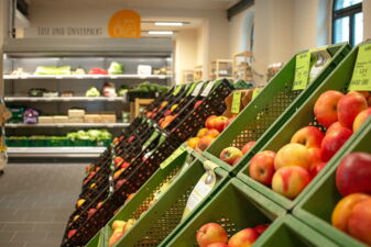 Obst und Gemüse im Biomarkt Friedensstraße