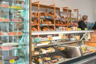 Backstand und Biobistro im Biomarkt Fritz-Reuter-Str.