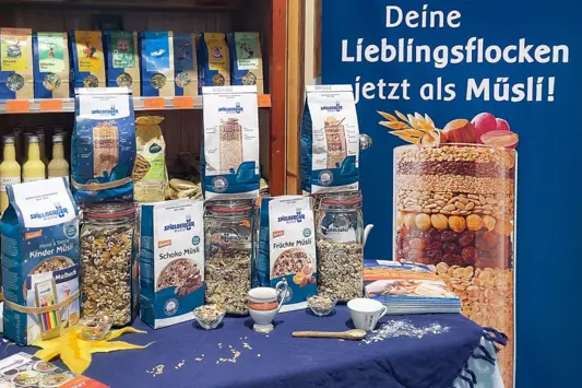 Müsli-Sorten der Spielberger Mühle am Verkostungsstand