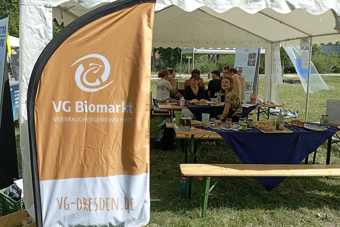 Bowflag der VG Dresden auf dem Nachhaltigkeitsfrühstück