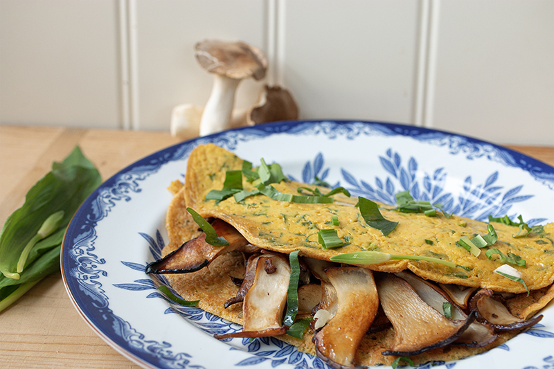 Bärlauch-Omelett mit Kräuterseitlingen