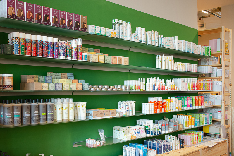 Naturkosmetik im Biomarkt Friedensstraße