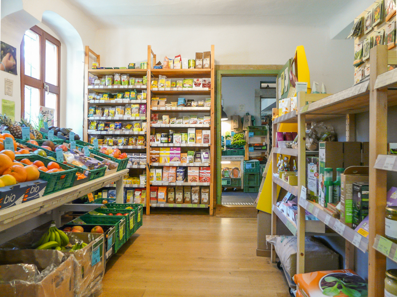 Innenansicht vom Biomarkt Dresden Loschwitz